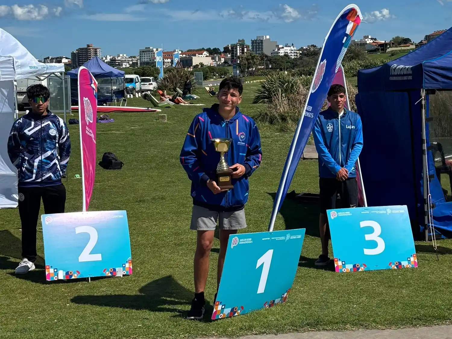 Francisco Gutiérrez se quedó con el oro en canotaje.