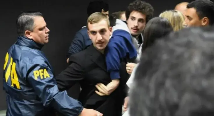 Mar del Plata: condenan a siete jóvenes neonazis