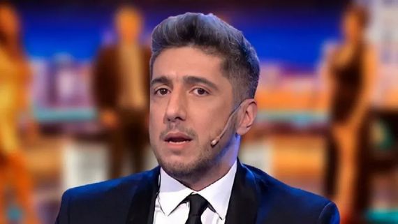 Jey Mammon niega abuso y afirma haber tenido una relación con Lucas Benvenuto