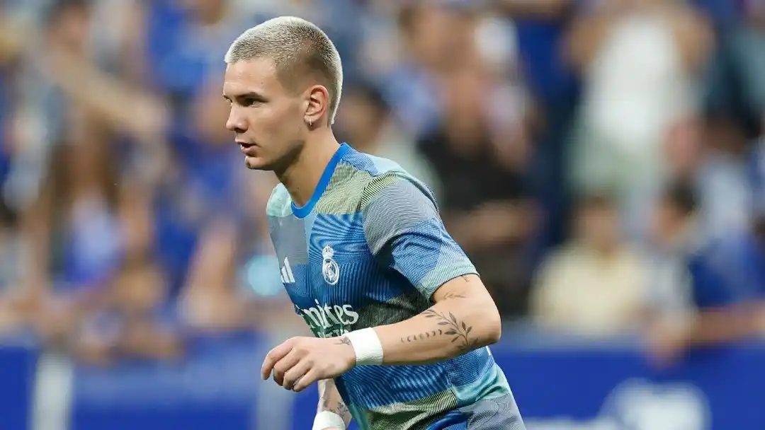 Mastantuono fue titular en la goleada de Real Madrid