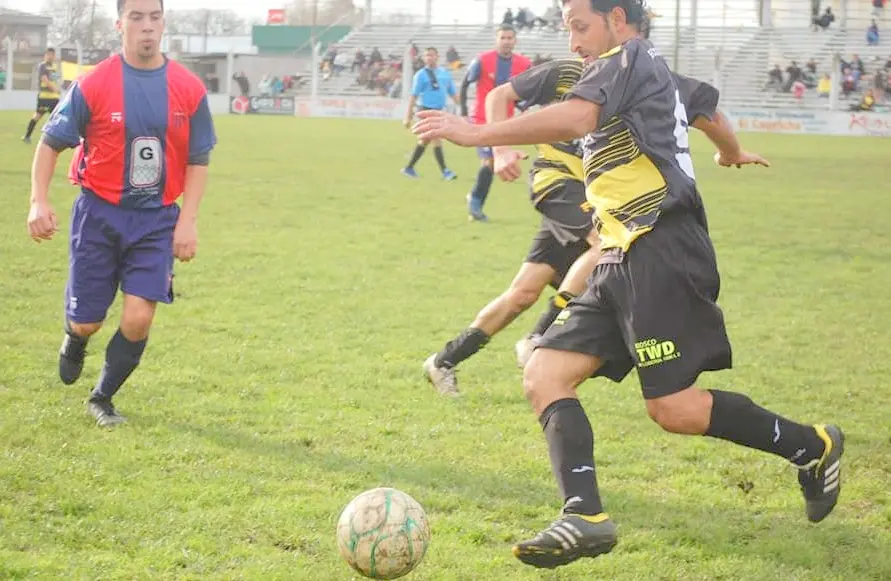 El Torneo Clausura de la Liga Amateur no descansa
