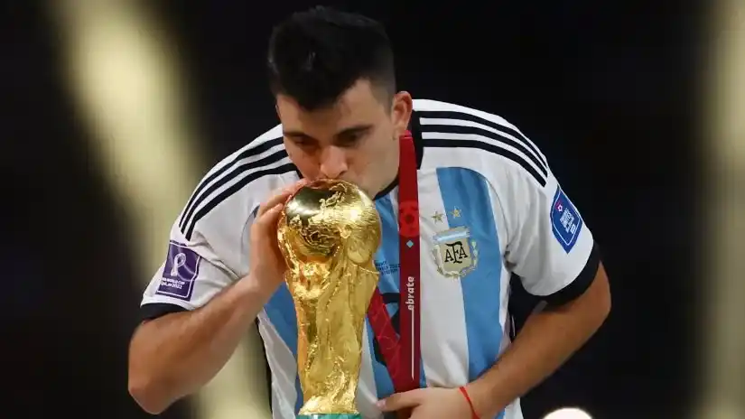 Pezzella habría sido determinante para su llegada.