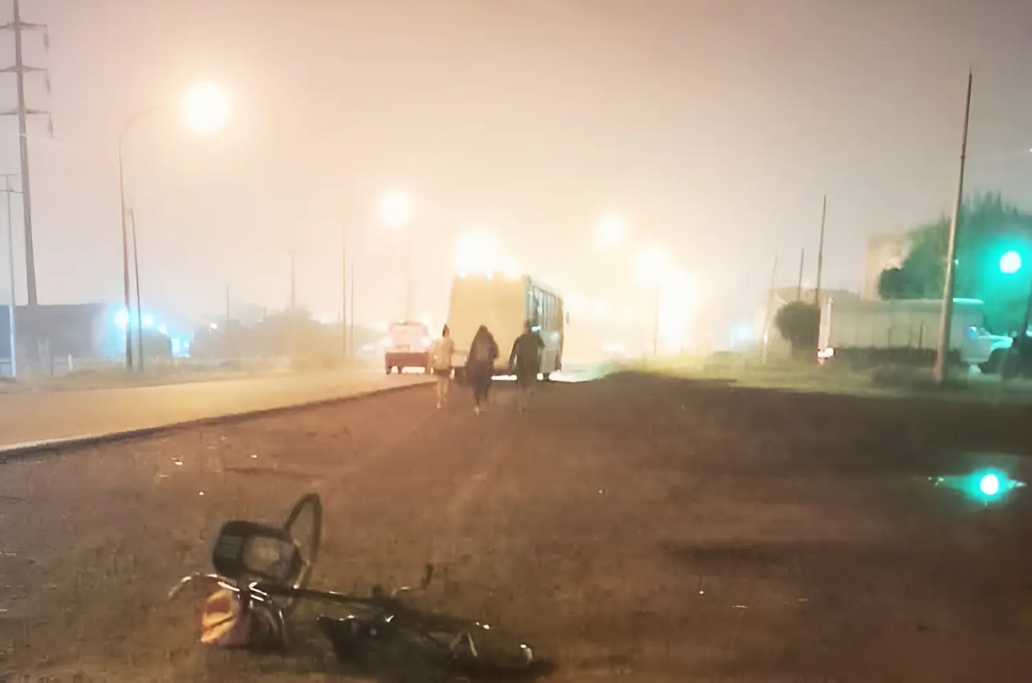 La joven fue chocada por alcance por el colectivo cuando circulaba por ruta 1001 en sentido Sarmiento.