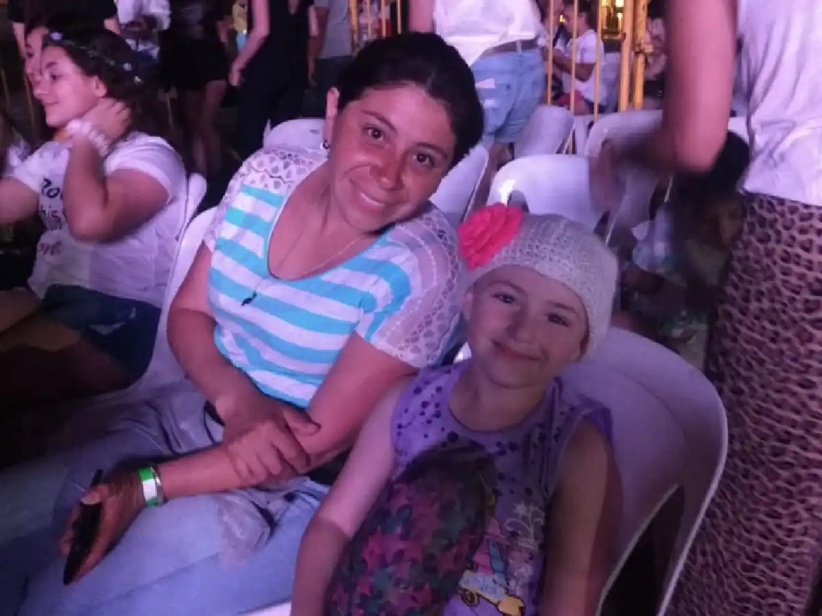 Isabella cumple su sueño de ver a Tini Stoessel