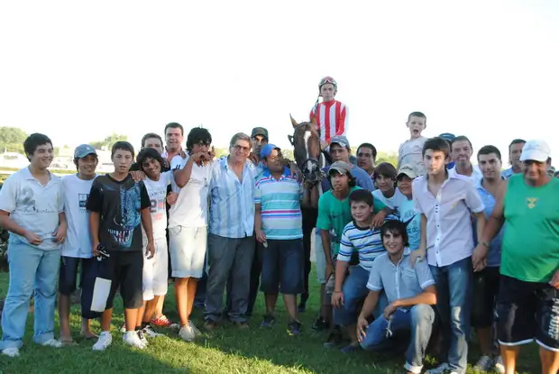 Turf: "Trencero" se quedó con el Clausura