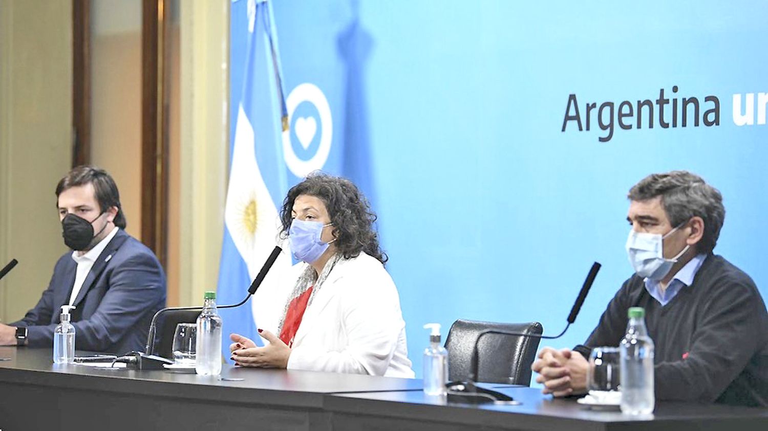 Ministros de Salud de todo el país destacaron la gran adhesión a la combinación de vacunas