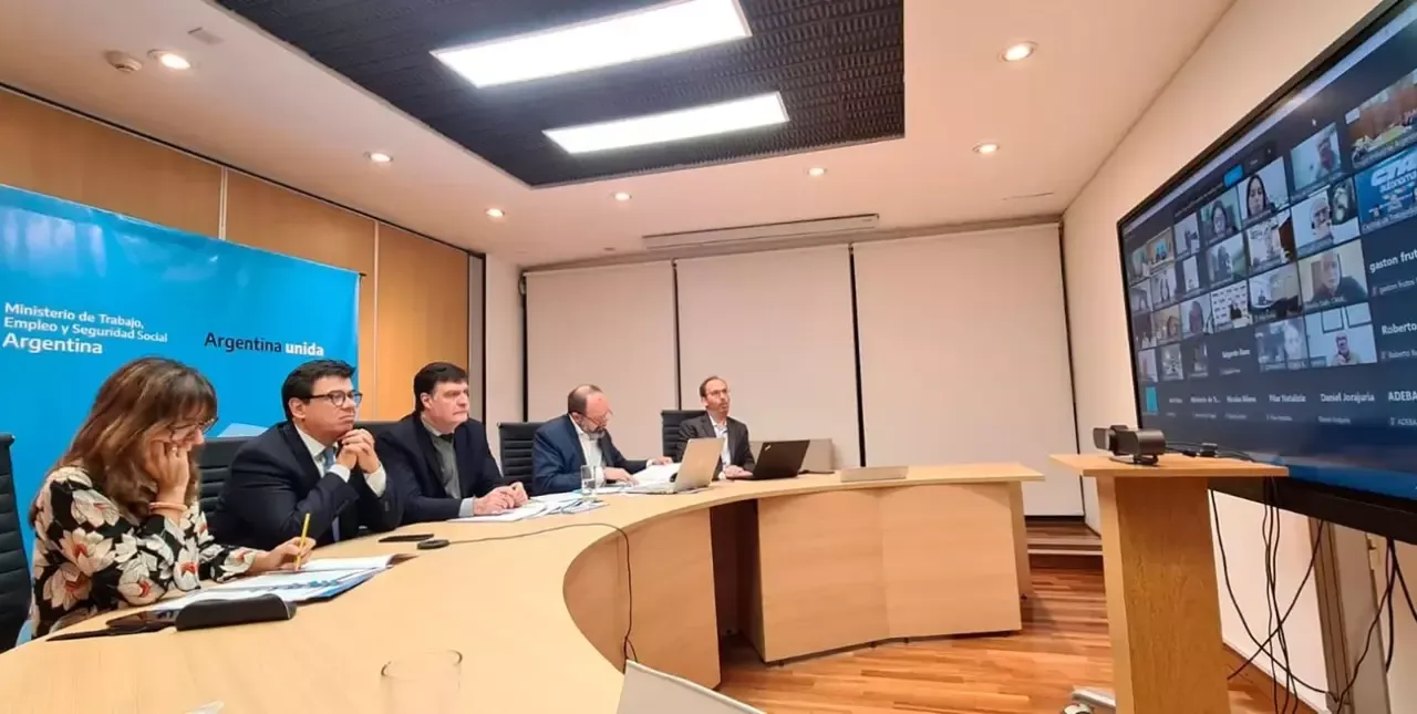 El Gobierno convocó al Consejo del Salario
