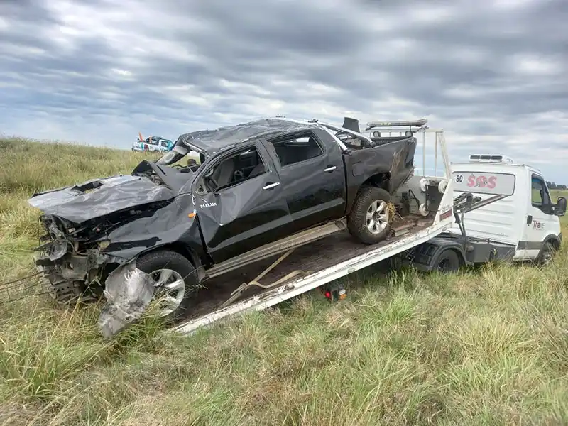 Murió un matrimonio, tras un despiste y vuelco en ruta 55