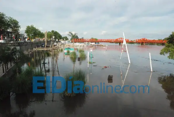 Sin playas: El río Uruguay crece e impacta en la altura del Gualeguaychú