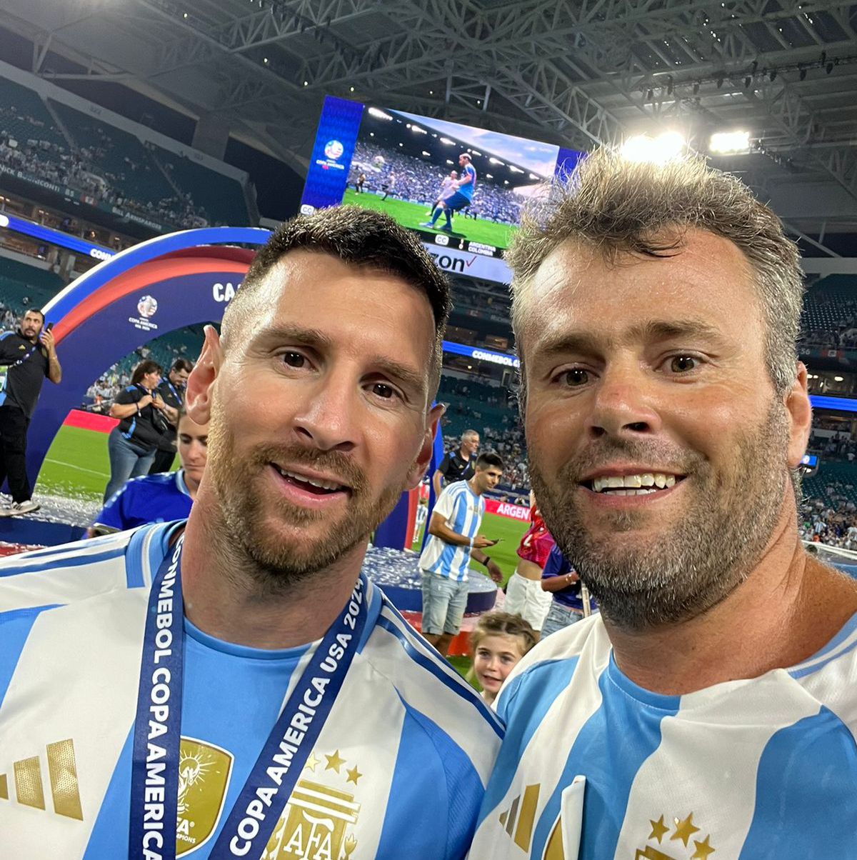 El necochense que festejó con Messi el bicampeonato de América