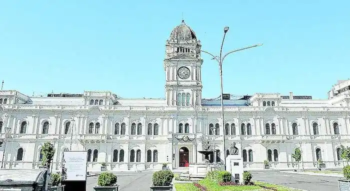 Confirmaron el cronograma de pago con aumento para estatales entrerrianos