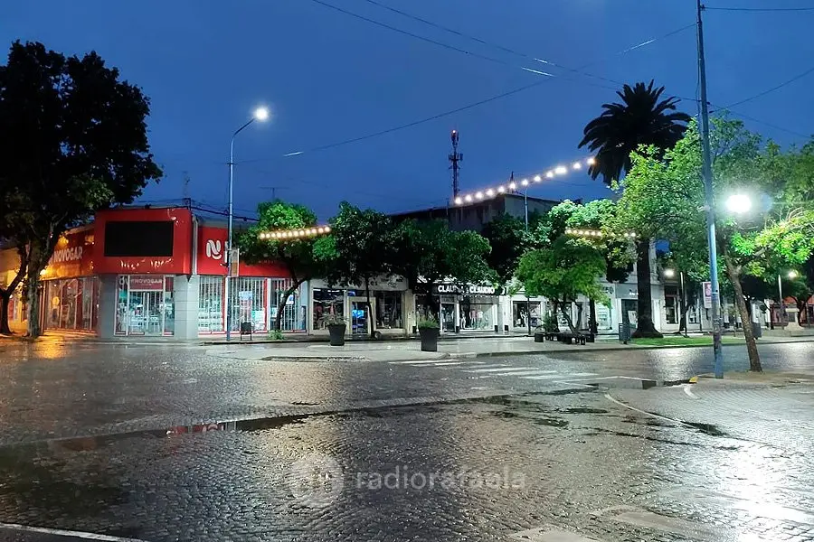 ¡A sacar el paraguas! La tormenta de Santa Rosa llegó y nos espera un viernes con mucha lluvia