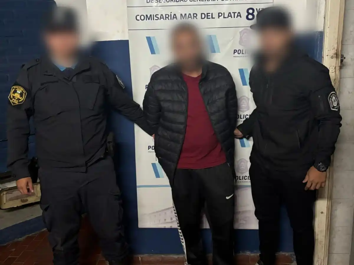 En el procedimiento, se secuestró un revólver calibre 38 con cinco municiones.