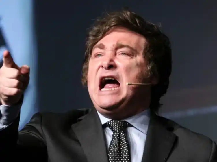 Nuevo ataque a la prensa del presidente Javier Milei