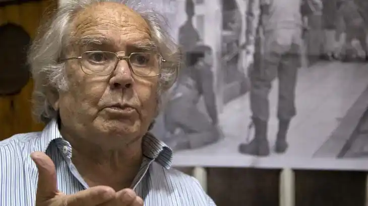 Posturas antagónicas entre los premios Nobel Vargas Llosa y Pérez Esquivel