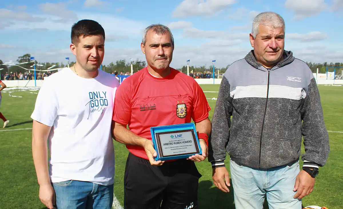 El árbitro en su retiro del 2022