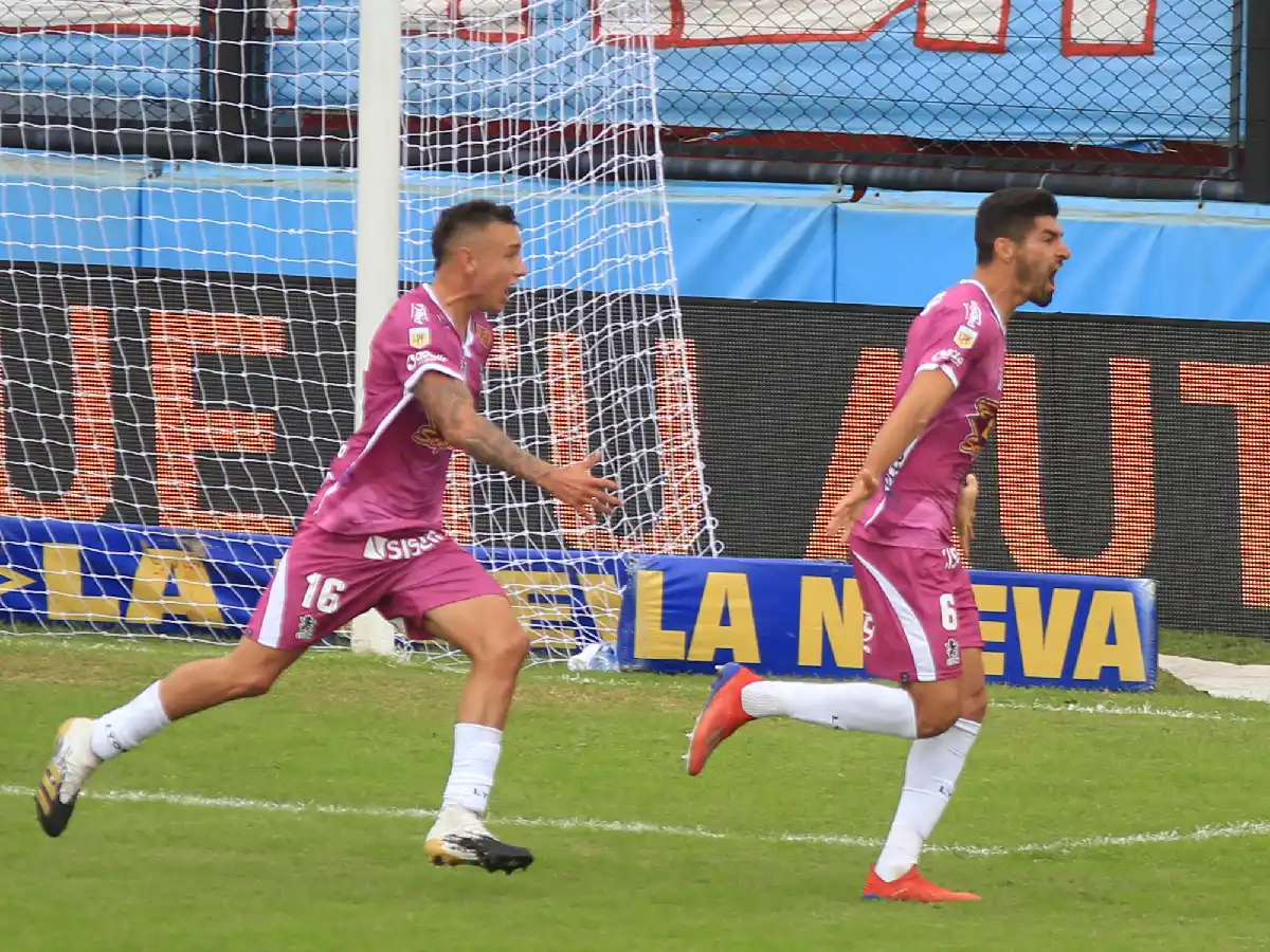 Arsenal, en Sarandí, fue más que Racing 