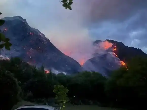 Una mujer admitió haber iniciado el incendio que arrasó más de 100 hectáreas en Chubut