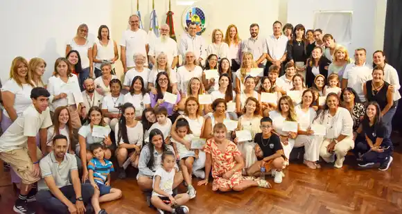 Entrega de certificados del instructorado de yoga