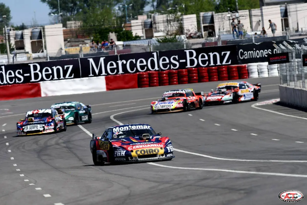 TC: Santero se quedó con el triunfo en una accidentada carrera en La Pedrera