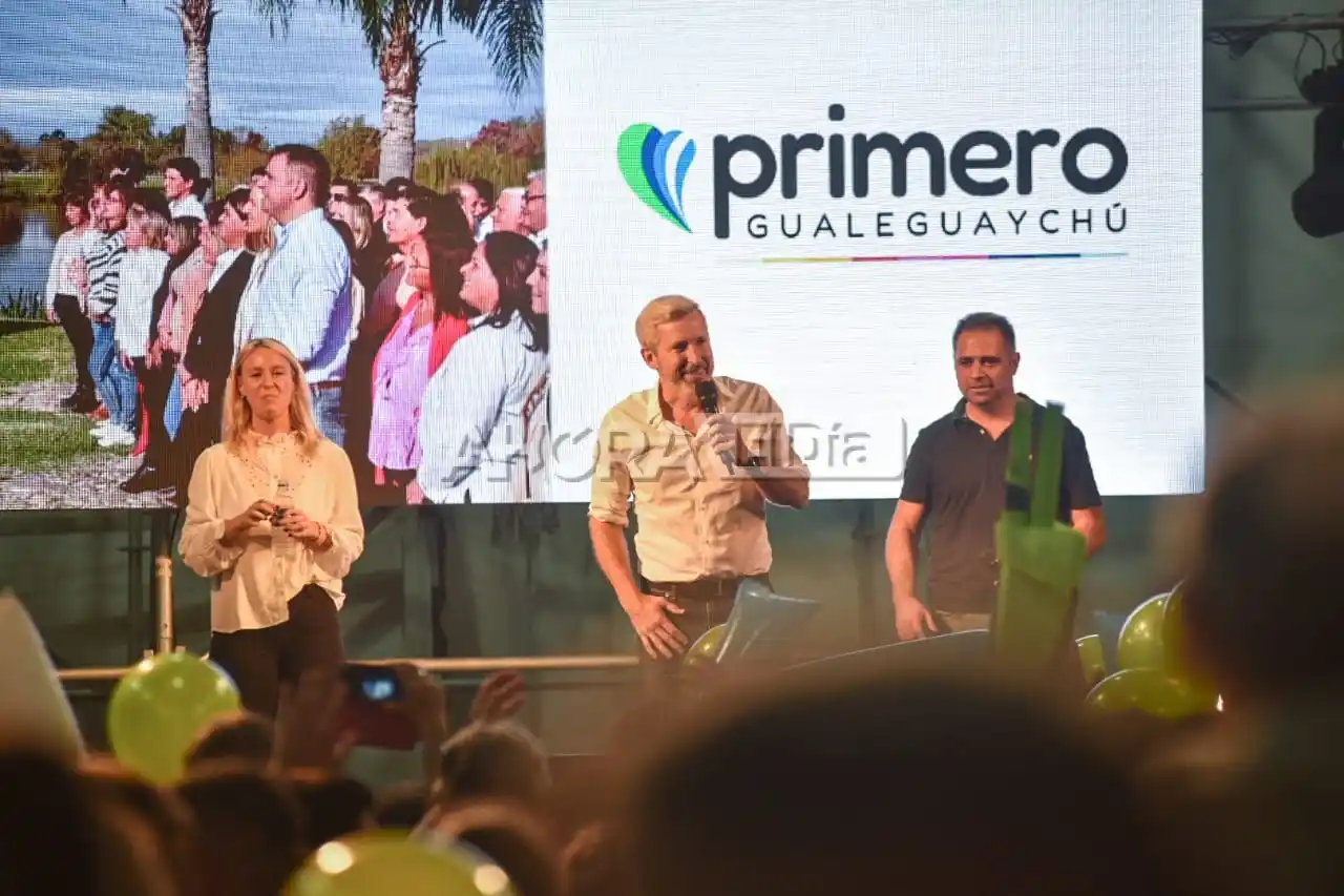 palito davico carraza julieta frigerio acto lanzamiento pueblo nuevo - 8