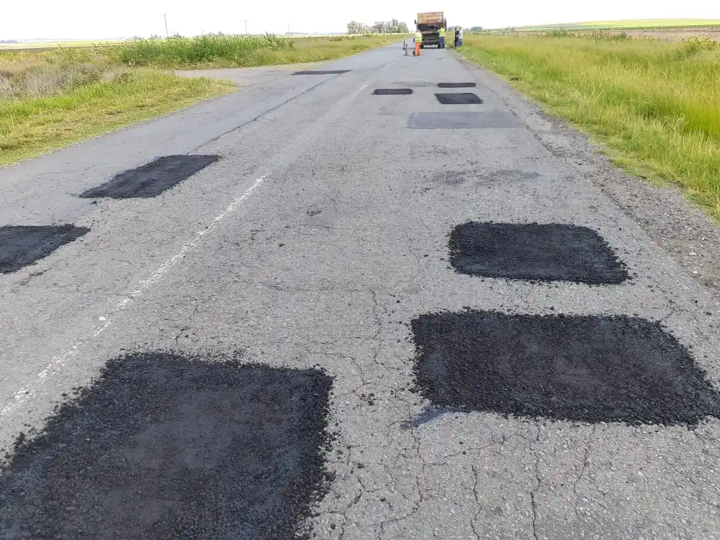 Vuelven a ejecutar el bache  en el acceso a María Ignacia