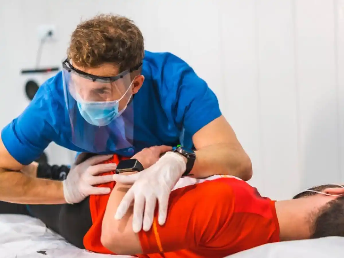 Los kinesiólogos conmemoran su día reivindicando su rol durante la pandemia   