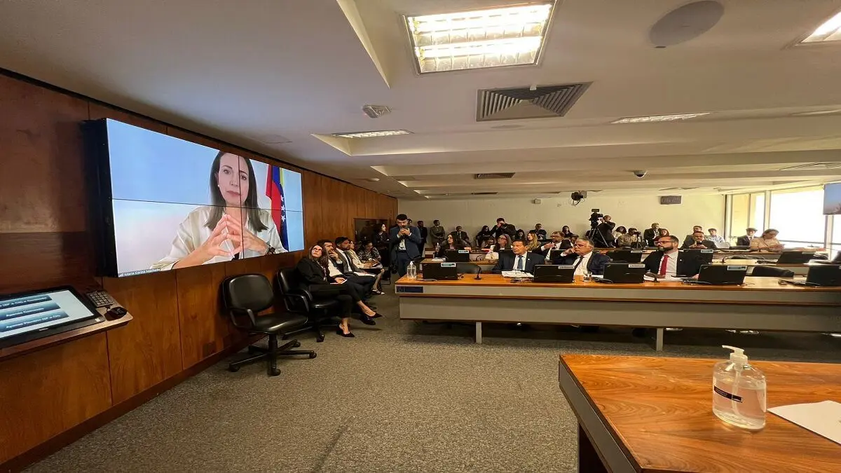 LA REALIDAD de Venezuela  «es algo muy cruel»: María Corina Machado ante senadores de Brasil