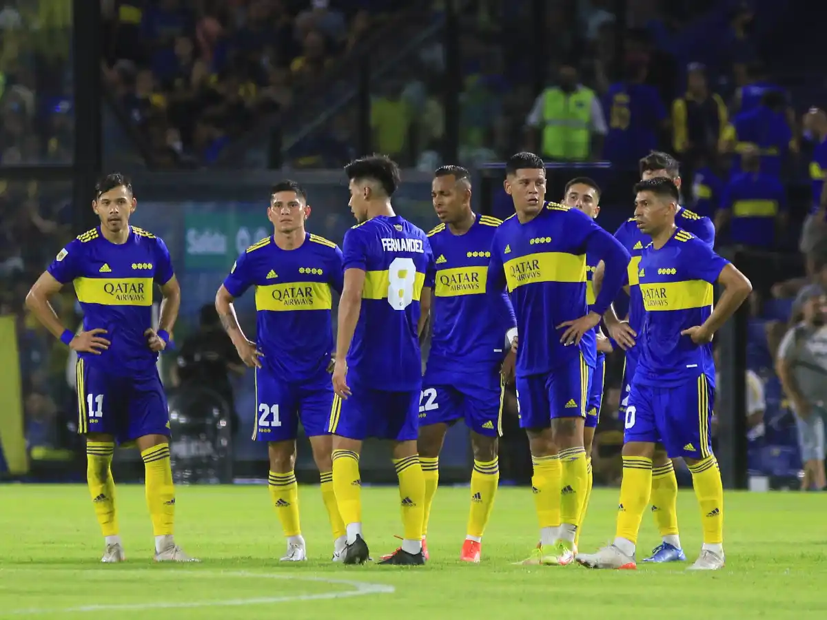 Boca jugó mal y perdió con Huracán