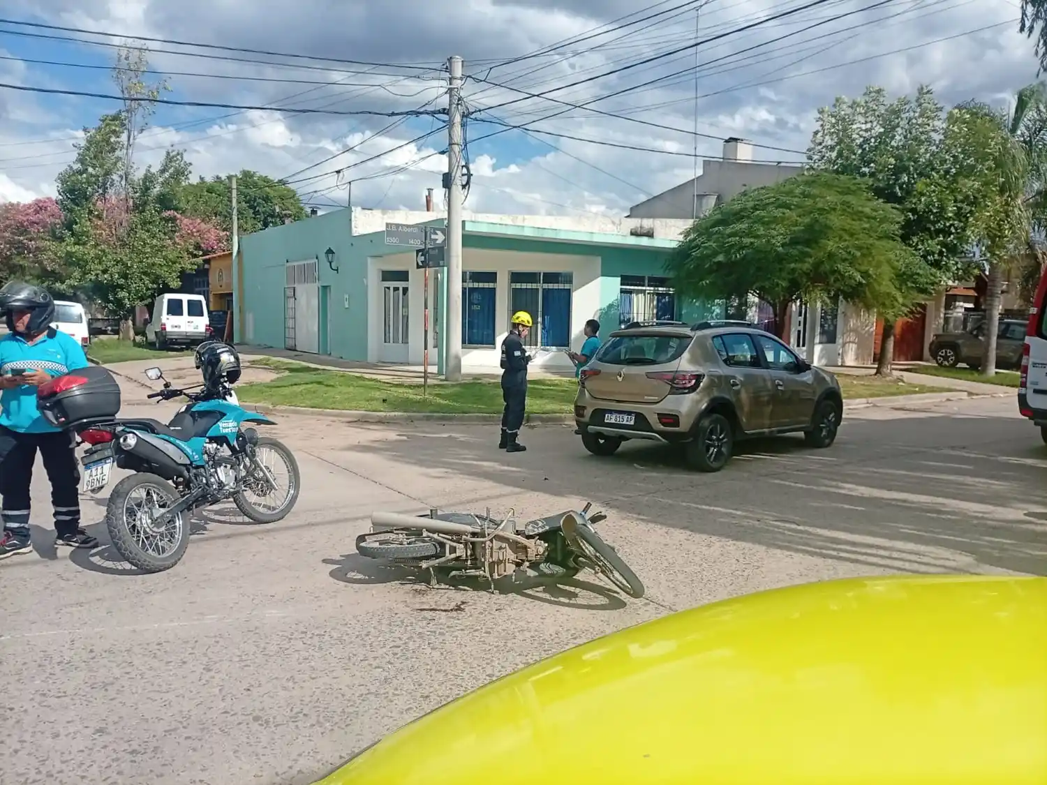 Los dos jóvenes motociclistas fueron dados de alta en el lugar. Foto: BVVT