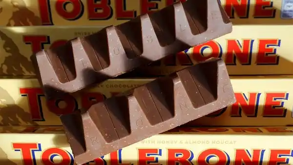 La ultraderecha europea furiosa con Toblerone
