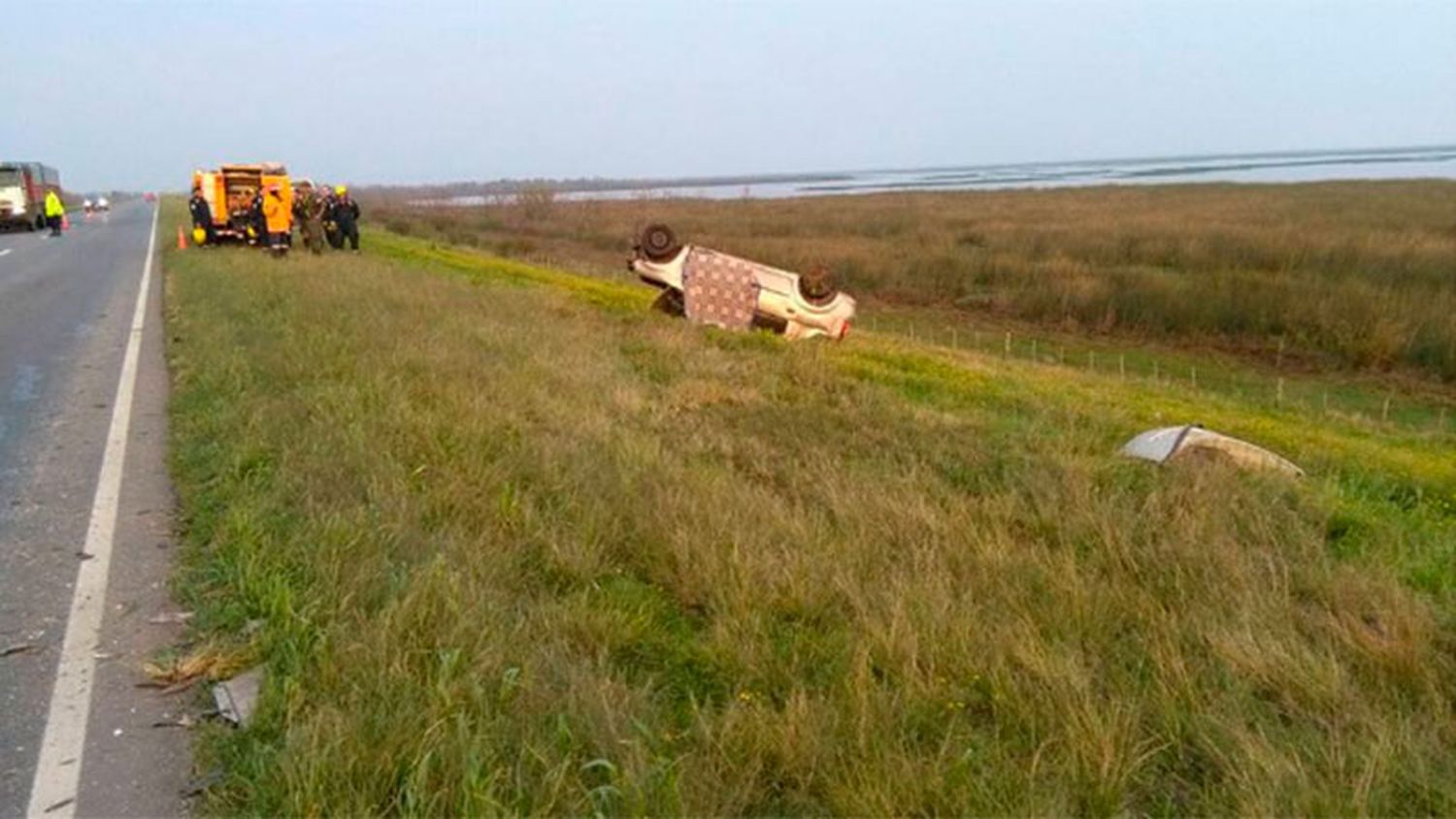 Chocaron de frente dos vehículos que circulaban por el enlace vial Victoria – Rosario