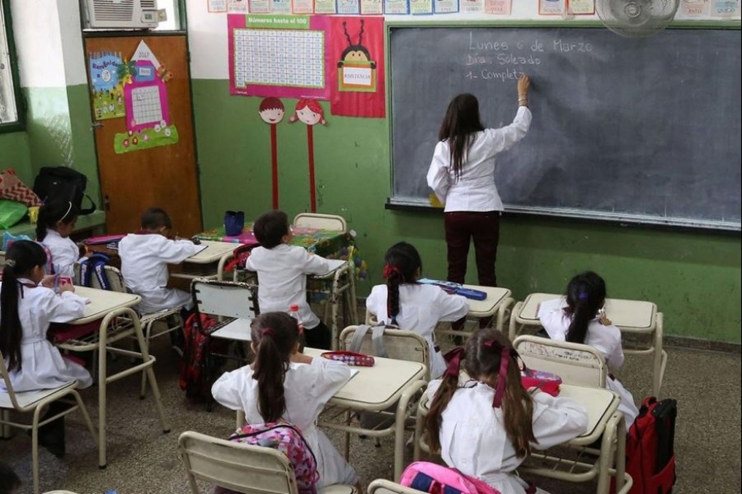 Convocatoria a los gremios y a las provincias para acordar el salario mínimo docente