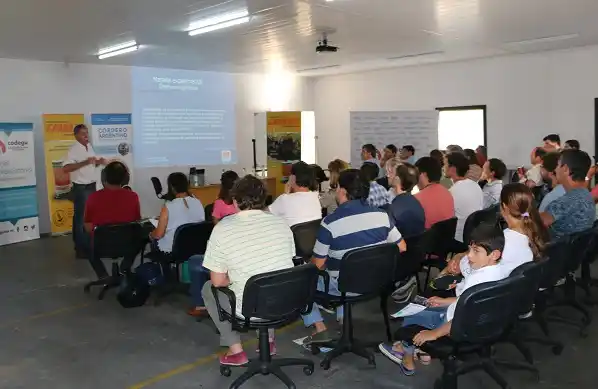 Se realizó una jornada de capacitación en el manejo de majadas y comercialización