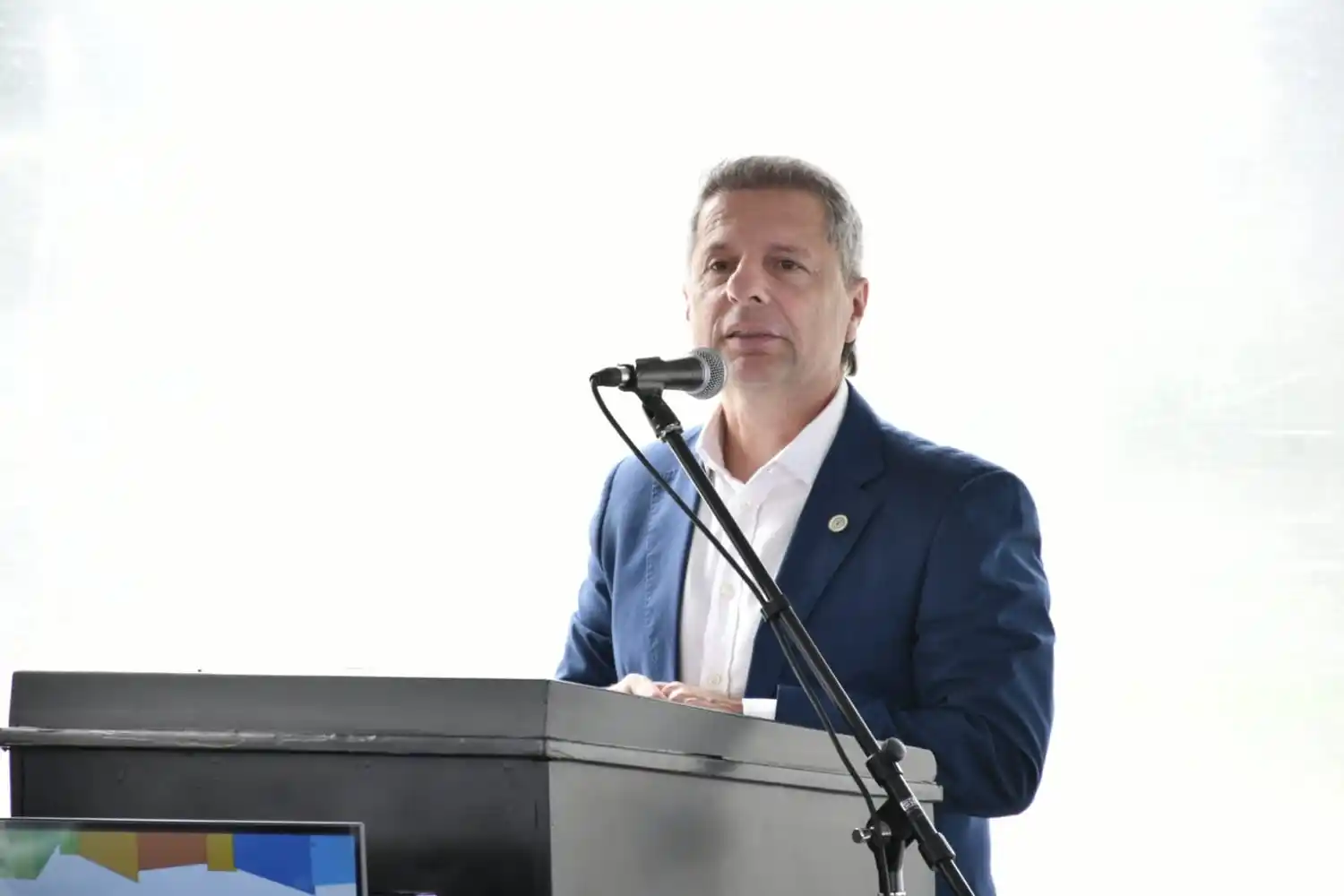 Bernarte destacó el gesto del Rotary y su destino comunitario.