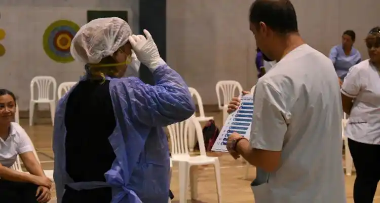 Coronavirus: Capacitaron en bioseguridad a enfermeros de los Centros de Salud y seguirán con personal de hospitales y clínicas