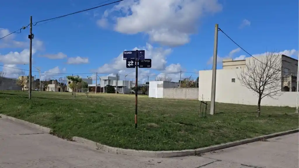 “La Plaza de Mi Barrio”: nueva etapa del programa participativo en el Barrio La Paz de Crespo