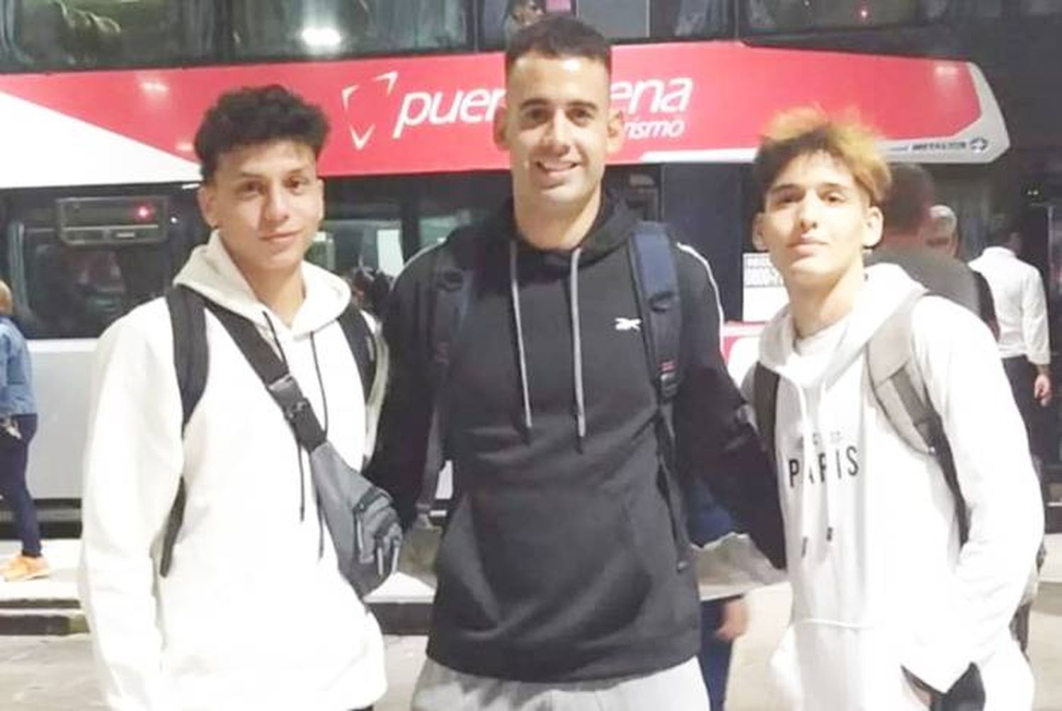 Jugadores de Beach Voley de Concordia, en los Juegos Evita en Mar de Ajó