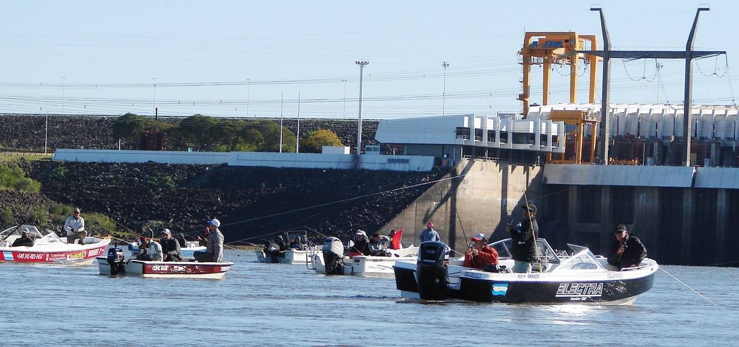 Un trío concordiense se quedó con el premio mayor de la Fiesta Nacional de la Pesca de la Boga