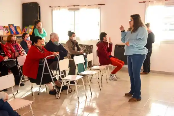 Personas con discapacidad de nuestra ciudad recibieron el pase libre multimodal