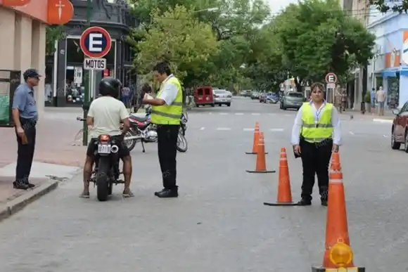El tránsito en Rafaela  un problema que parece no tener solución