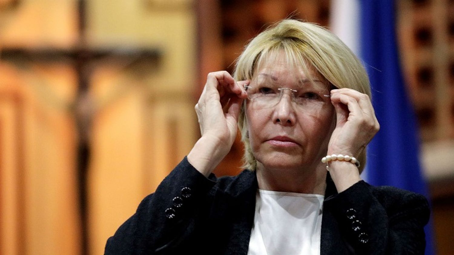 «Para reconquistar espacios»: Luisa Ortega Díaz apoya participación en las regionales