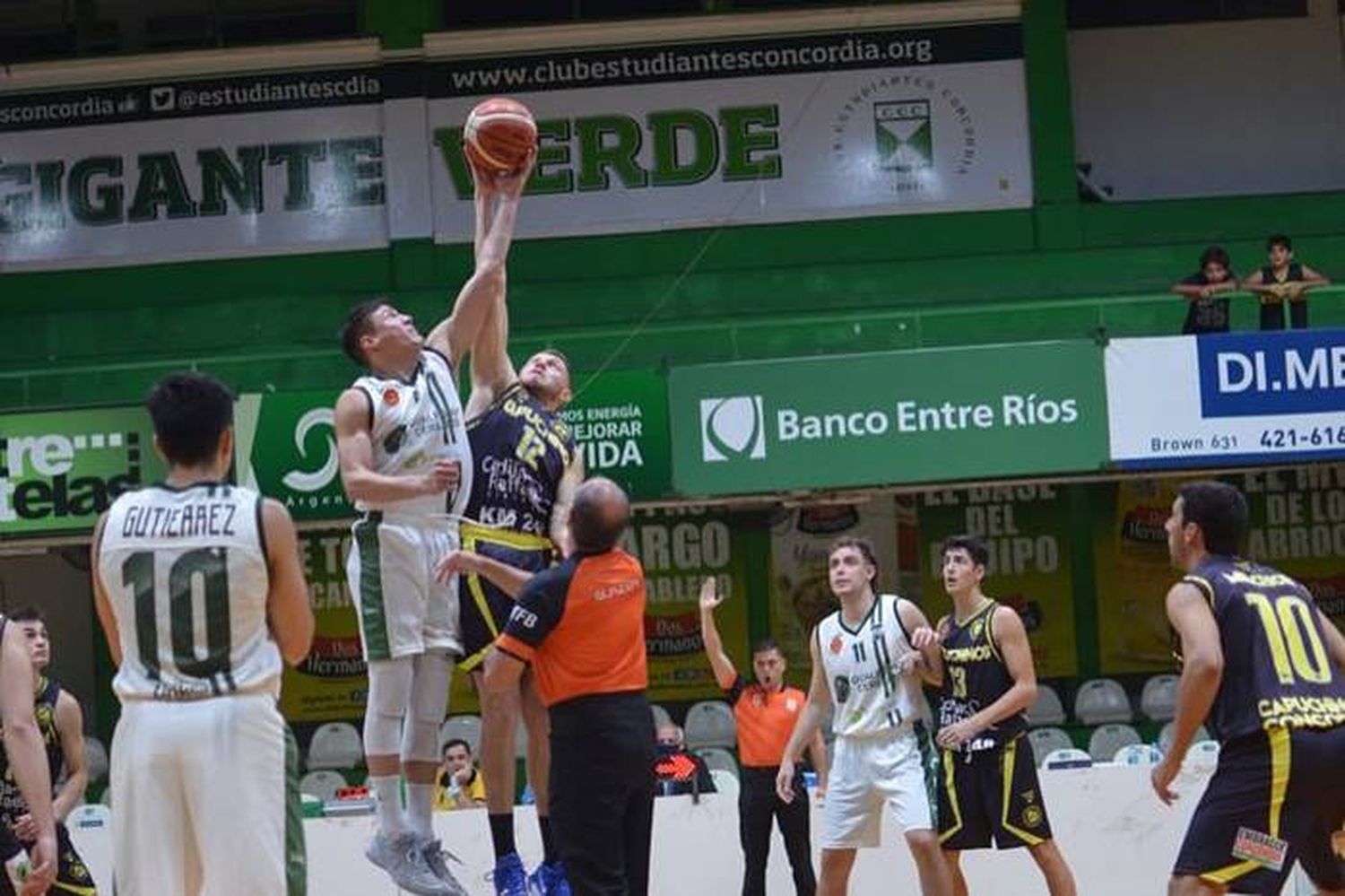 Capuchinos enfrenta esta noche  a Neptunia de Gualeguaychú