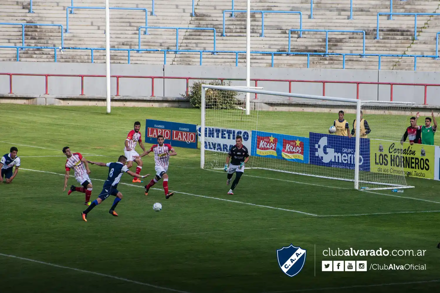 Alvarado continúa como líder