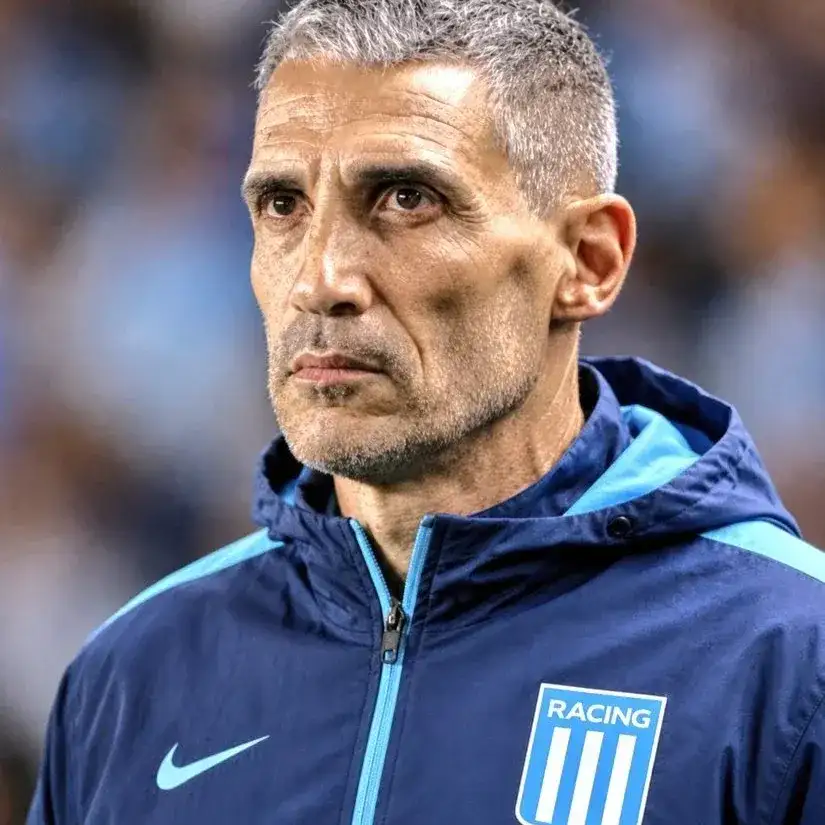 Racing se enfrenta con Belgrano de Córdoba