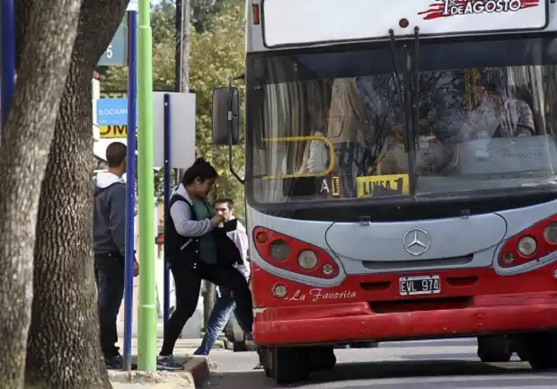 El boleto de colectivo aumentará 33% y la licitación será en octubre