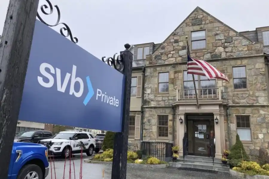 Estiman que el efecto contagio del colapso de bancos en Estados Unidos será limitado en América Latina