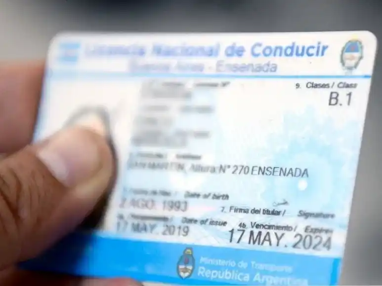 Licencia Nacional de Conducir.