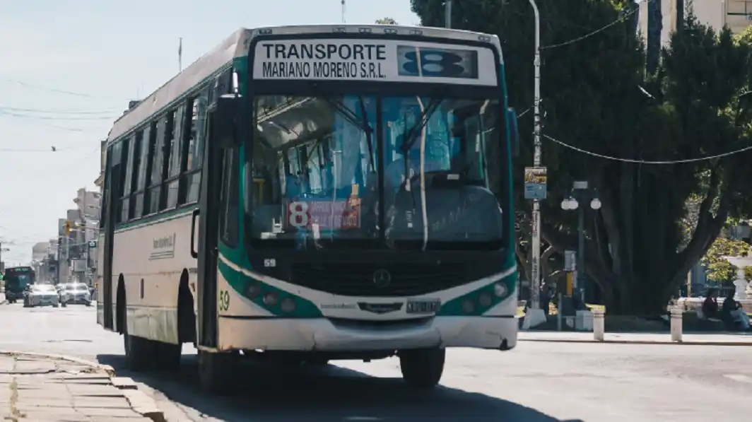 La provincia habilita el trámite del boleto docente con 50% de descuento en el transporte público