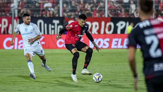 Racing se lo llevó en el descuento ante Newell’s